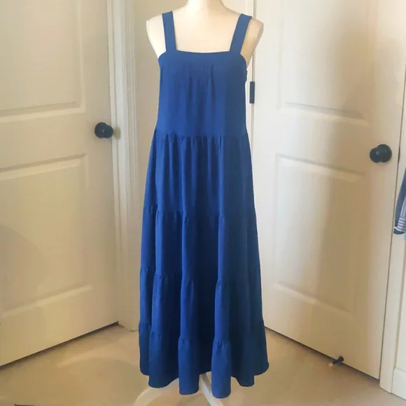 maxi dress with elastic bodice Delora Off-Shoulder Scarf Maxi Dress Red